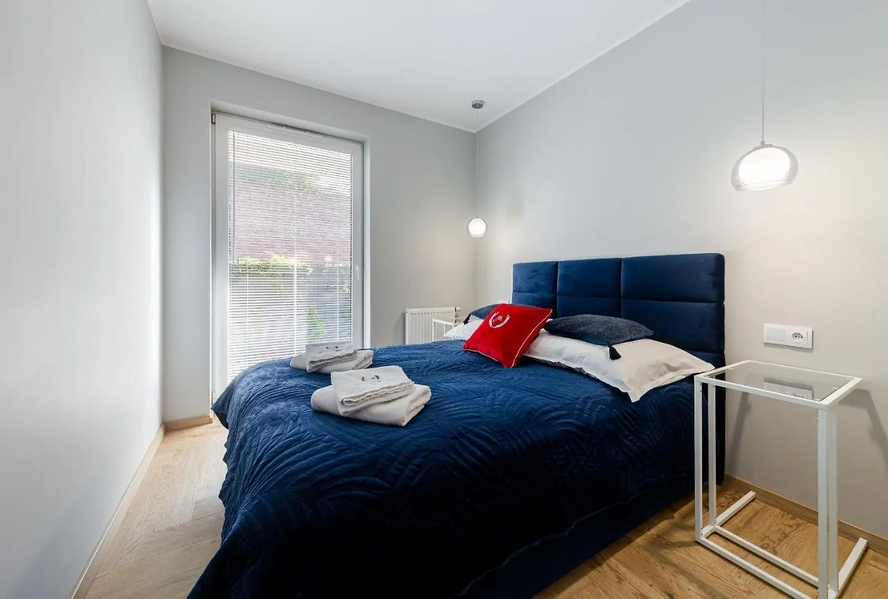 Apartamenty Gdansk EU - Angielska Grobla OLD TOWN Gdańsk Apartament - z 2 sypialniami - Stylowy 0*,  Polska